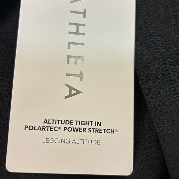 NWT Athleta Altitude Black Tight in Polartec Powerstretch size 1X - Picture 10 of 13